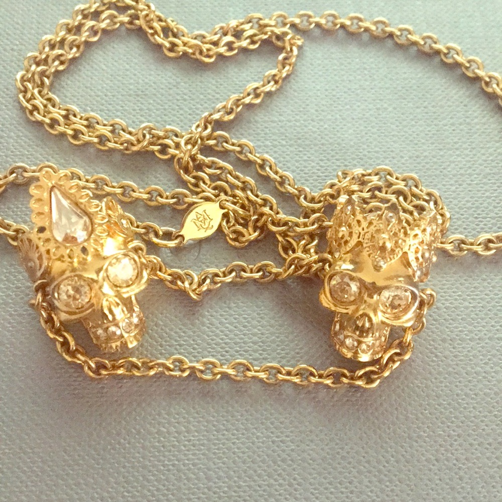 Alexander McQueen King and Queen skull necklace